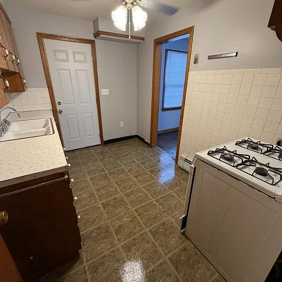 360 Shields Rd #360 — Photo 5