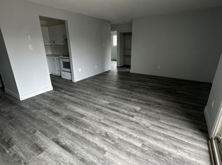 9 Lowndes Ave #11, Georgina, ON