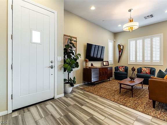 3rd image of 10332 Addie De Mar Ln