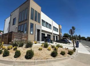 6101 Madison Ave #A, Carmichael, CA 95608