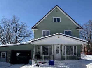 521 N Main St, Ishpeming, MI 49849