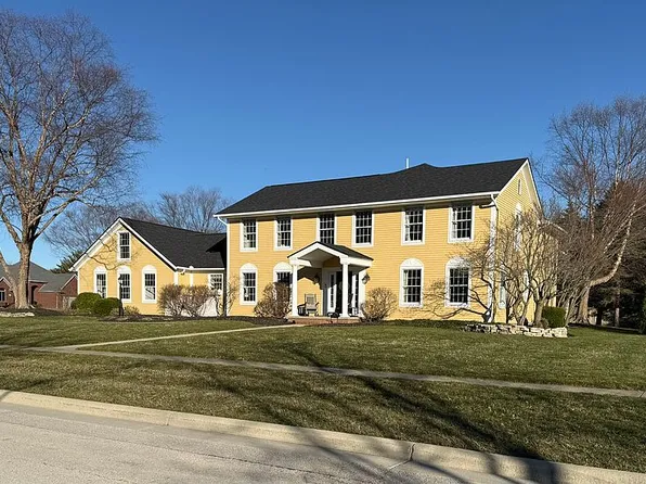 427 Scarlet Oak Dr, Findlay, OH 45840