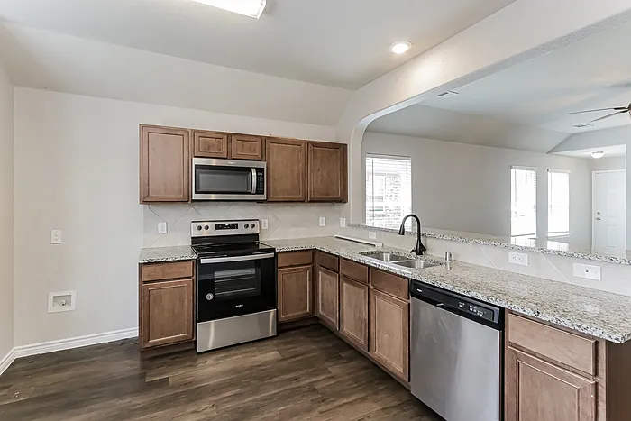 1415 Kinglet Dr — Photo 7