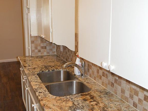 3rd image of 6902 J W Peavy Dr APT 2