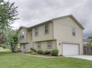 11105 N Central St, Kansas City, MO 64155