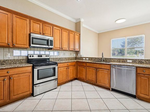2nd image of 7174 Ivy Crossing Ln
