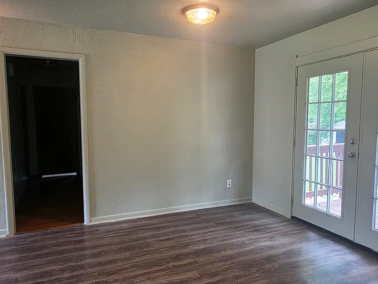 4909 N Pate Ave — Photo 23