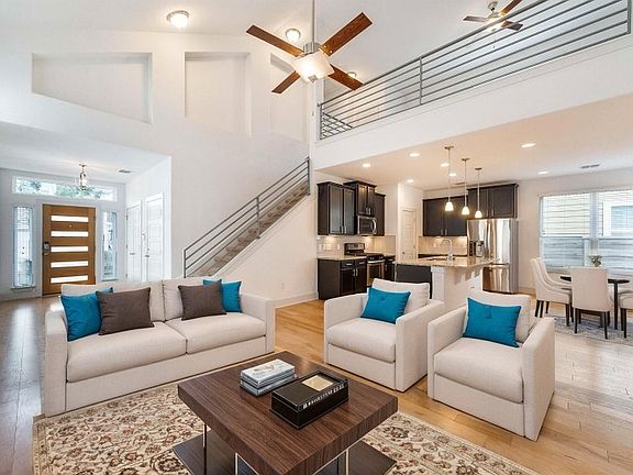 2nd image of 1408 Casa Dr #1