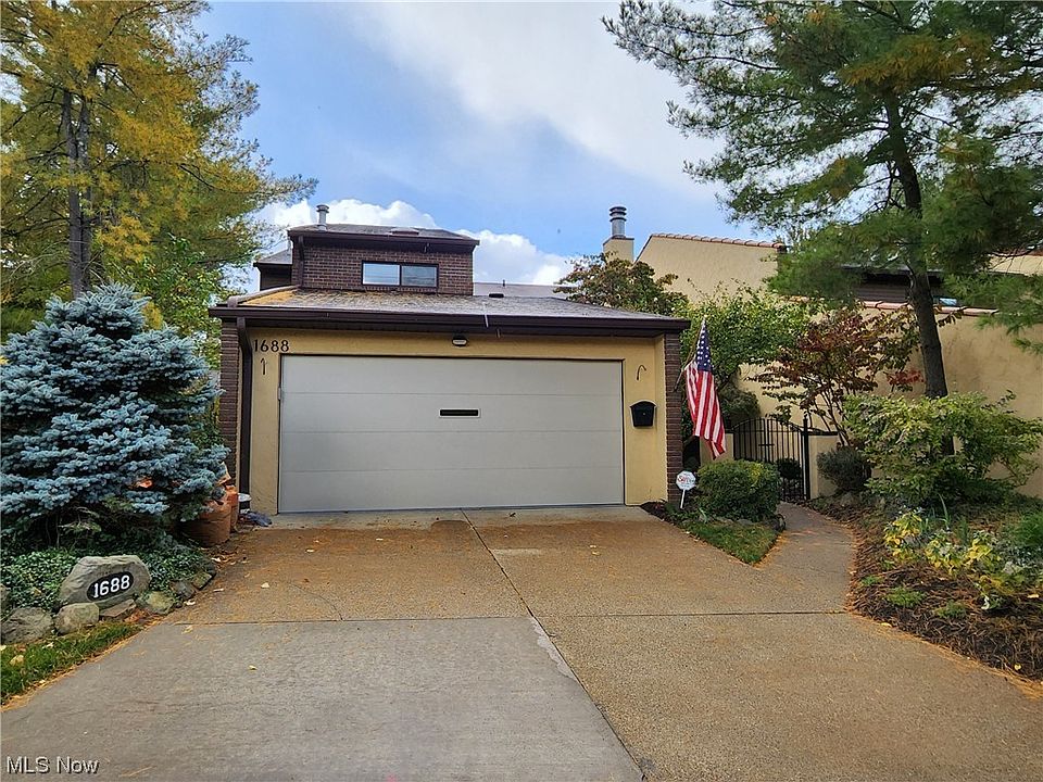 1688 Brookwood Dr, Akron, OH 44313 Zillow
