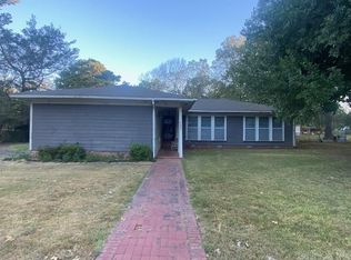 404 E 14th St, Hope, AR 71801