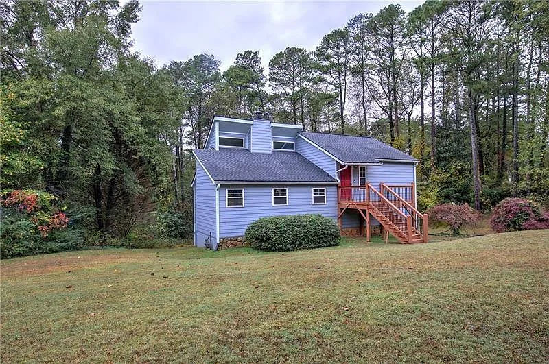 Building Photo - 5217 Highland Trl