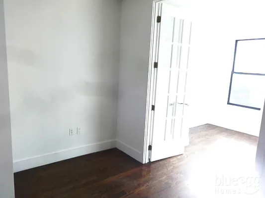 Rented by Blue Egg Realty Corp | media 31