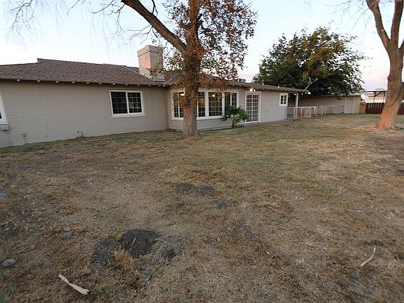 5th image of 20534 19th Ave