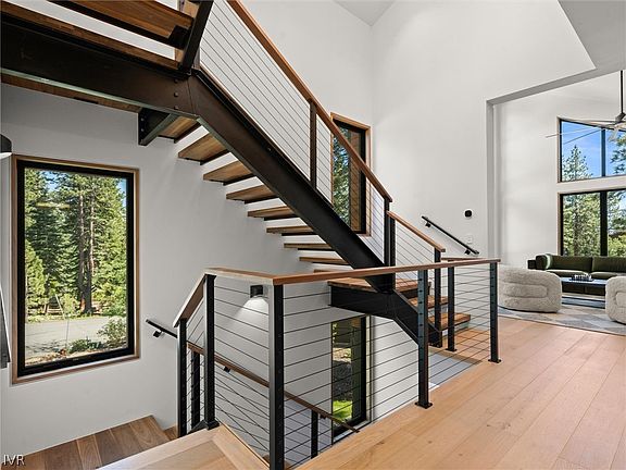 2nd image of 647 Saddlehorn Dr