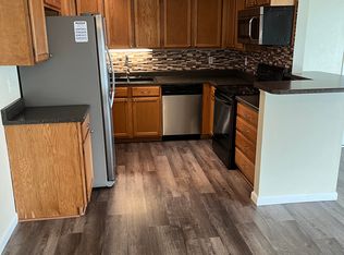400 Zang St APT 1-101, Lakewood, CO 80228
