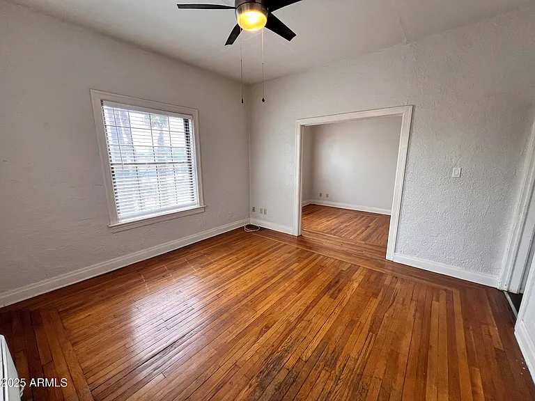 902 E Palm Ln #6 — Photo 8