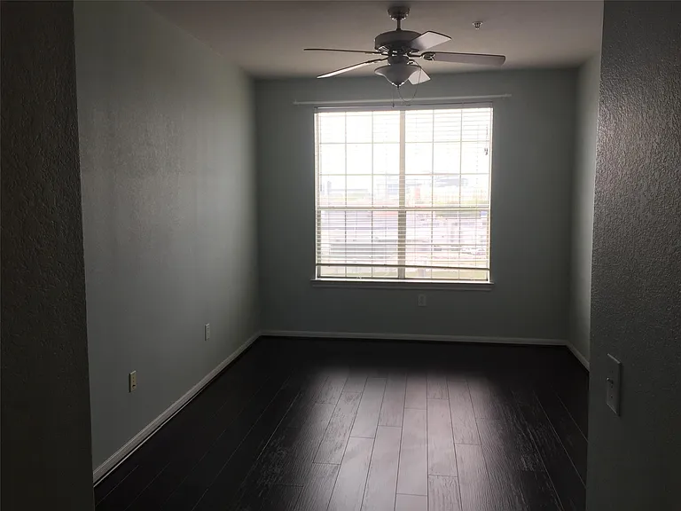 7575 Kirby Dr #2420 — Photo 11