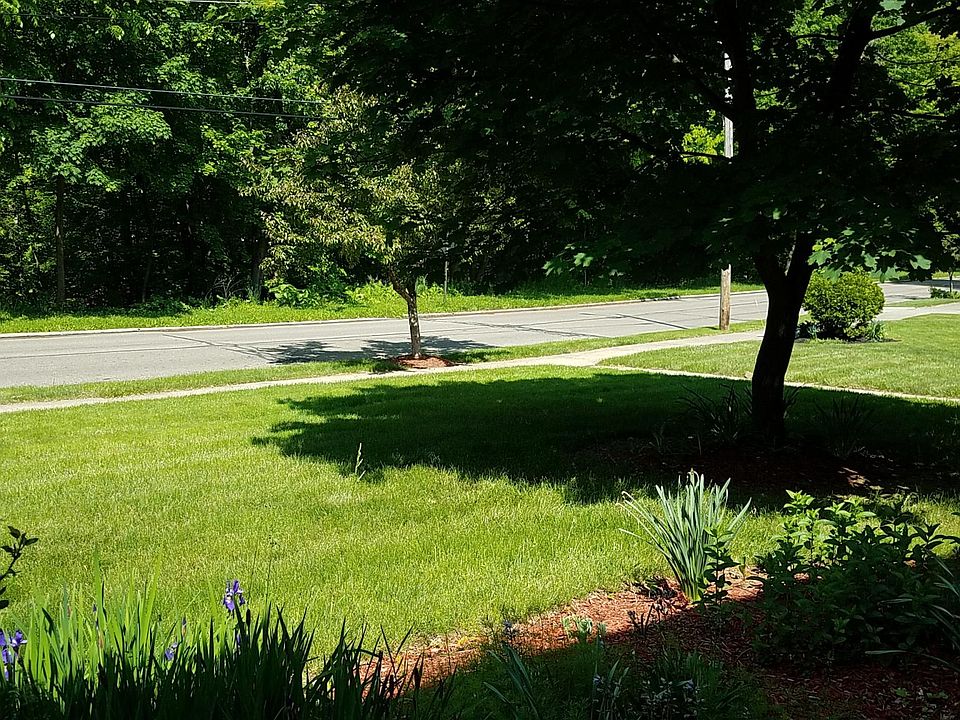 1st image of 4393 Fairway Dr #4