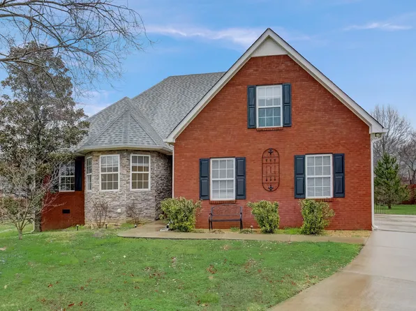 3326 Dibrell Ct, Murfreesboro, TN 37130