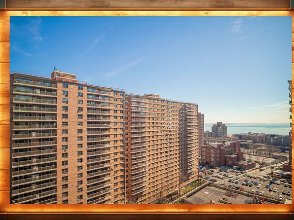 458 Neptune Ave APT 18D, Brooklyn, NY 11224