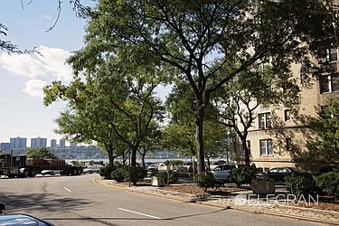 Rented by (Legacy) Elegran