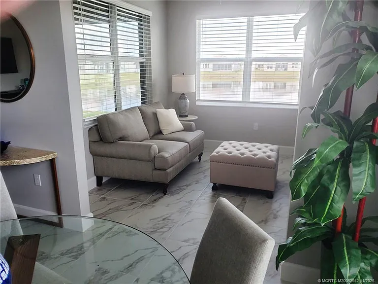 11826 SW Oceanus Blvd SW — Photo 16