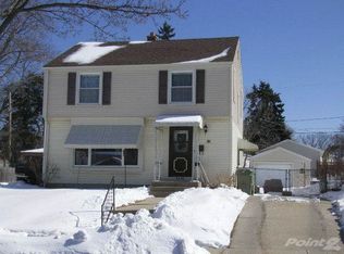 3646 S 21st St, Milwaukee, WI 53221