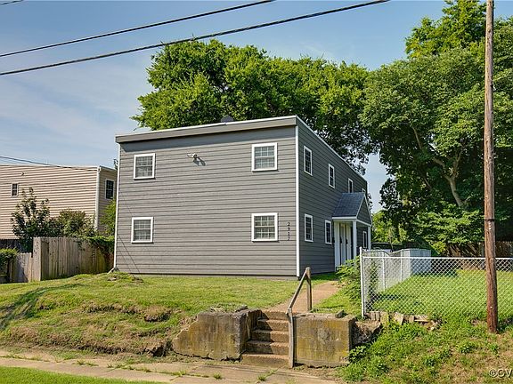 4th image of 2917 M St