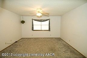3rd image of 102 N Vine St