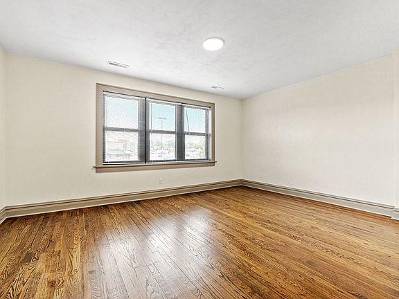 4th image of 3805-07 S Kingshighway Blvd #918