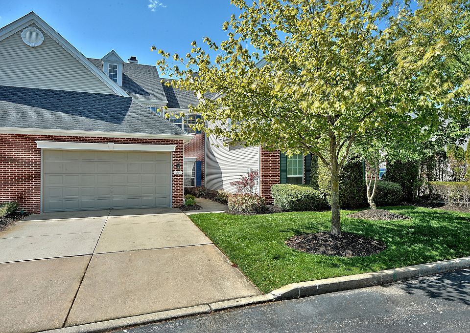 1st image of 55 Grand Banks Cir