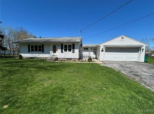 4352 Highland Pkwy, Buffalo, NY 14219
