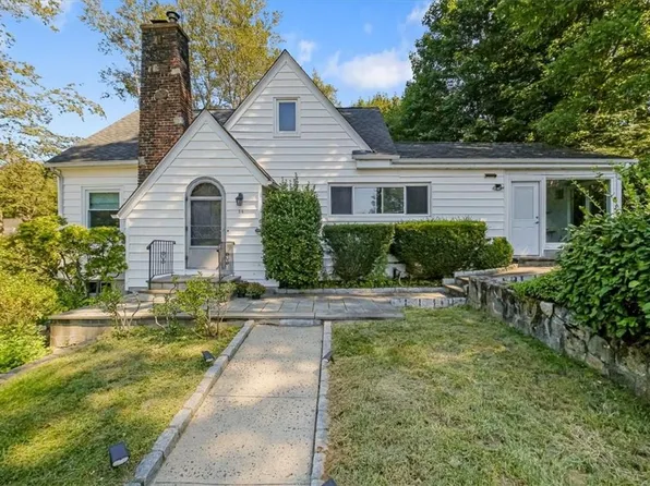 24 Washington Place, White Plains, NY 10603
