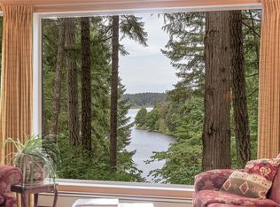 3293 McGuire Way, Nanaimo, BC V9G 1C4