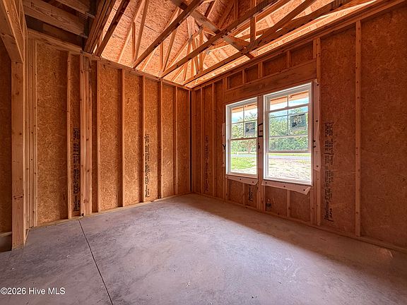 4th image of 430 Hyland Hills Road