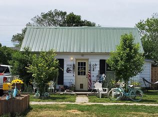 508 Davenport Ave, Culbertson, NE 69024