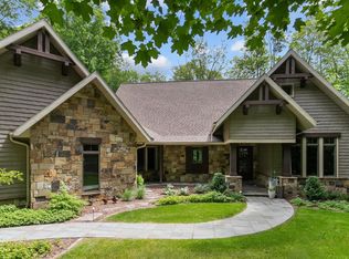 W3906 Highview Dr, Appleton, WI 54913