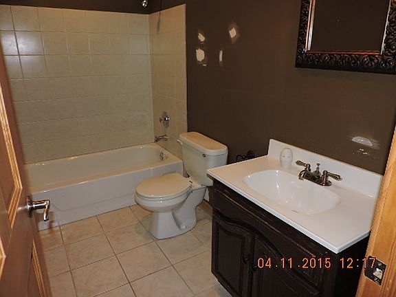 4th image of 724 Killarney Ct APT 2B