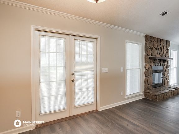 5th image of 6163 Pine Ln