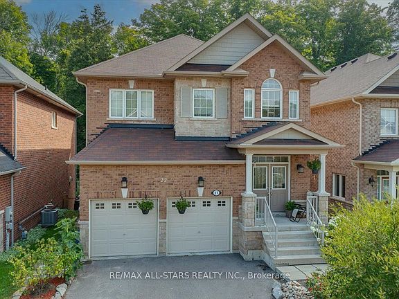 2nd image of 27 Scotia Rd