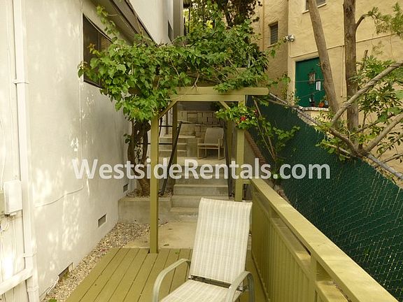 5th image of 1954 Glencoe Way