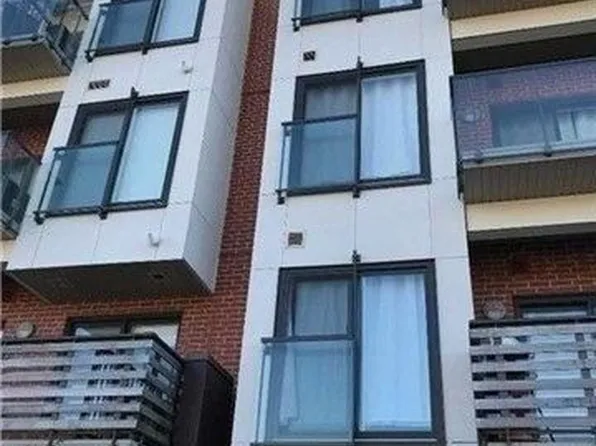 5005 Harvard Rd #408, Mississauga, ON L5M 0W5