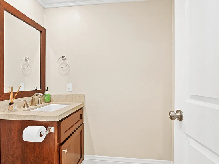 1117 Danielle Dr — Photo 32