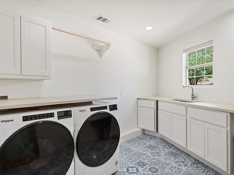 3008 N Britain Rd — Photo 22