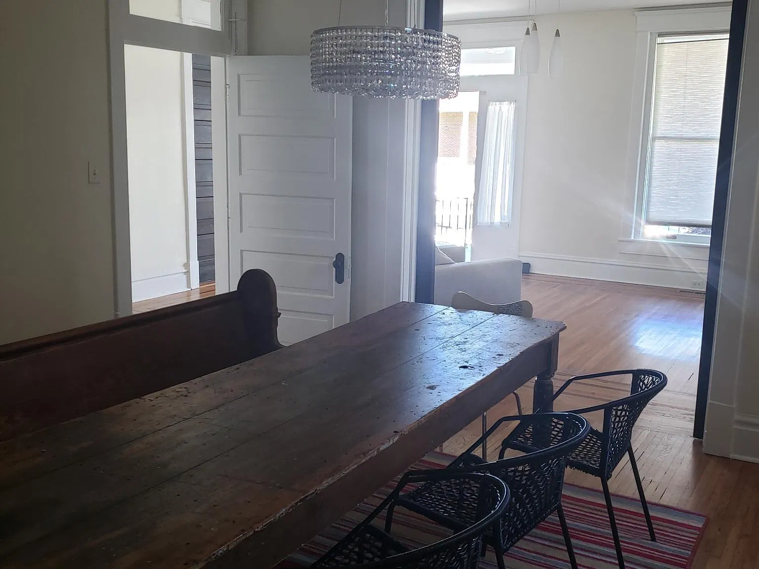 1024 Villa Pl — Photo 4