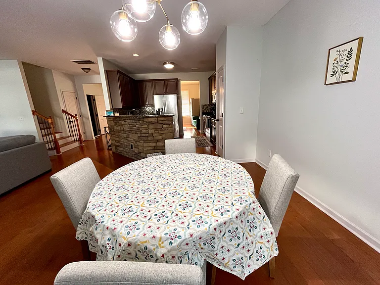 39 Camden Cir — Photo 7