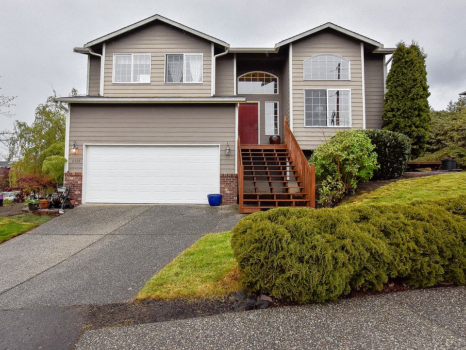 1st image of 2105 Lake Crest Dr
