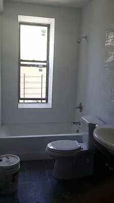 Rented by Elite NY Holdings | media 12