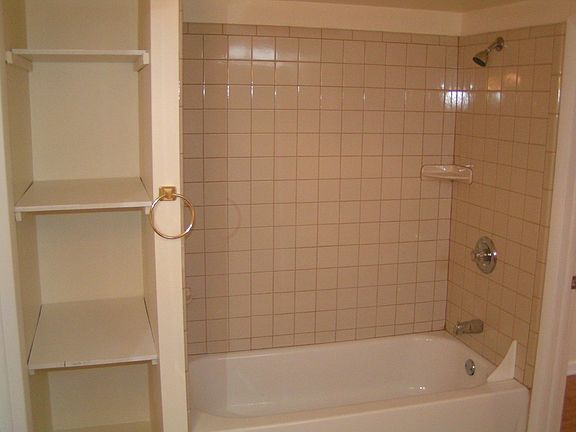 2nd Bathroom