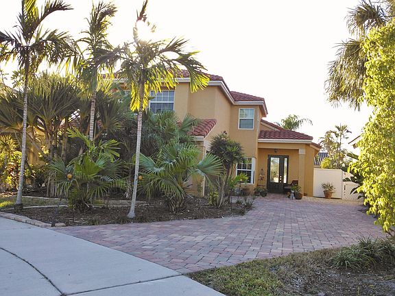 Lush Tropical Landscaping